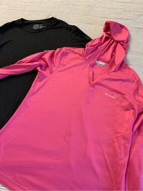 LOT OF 2 Columbia Tops